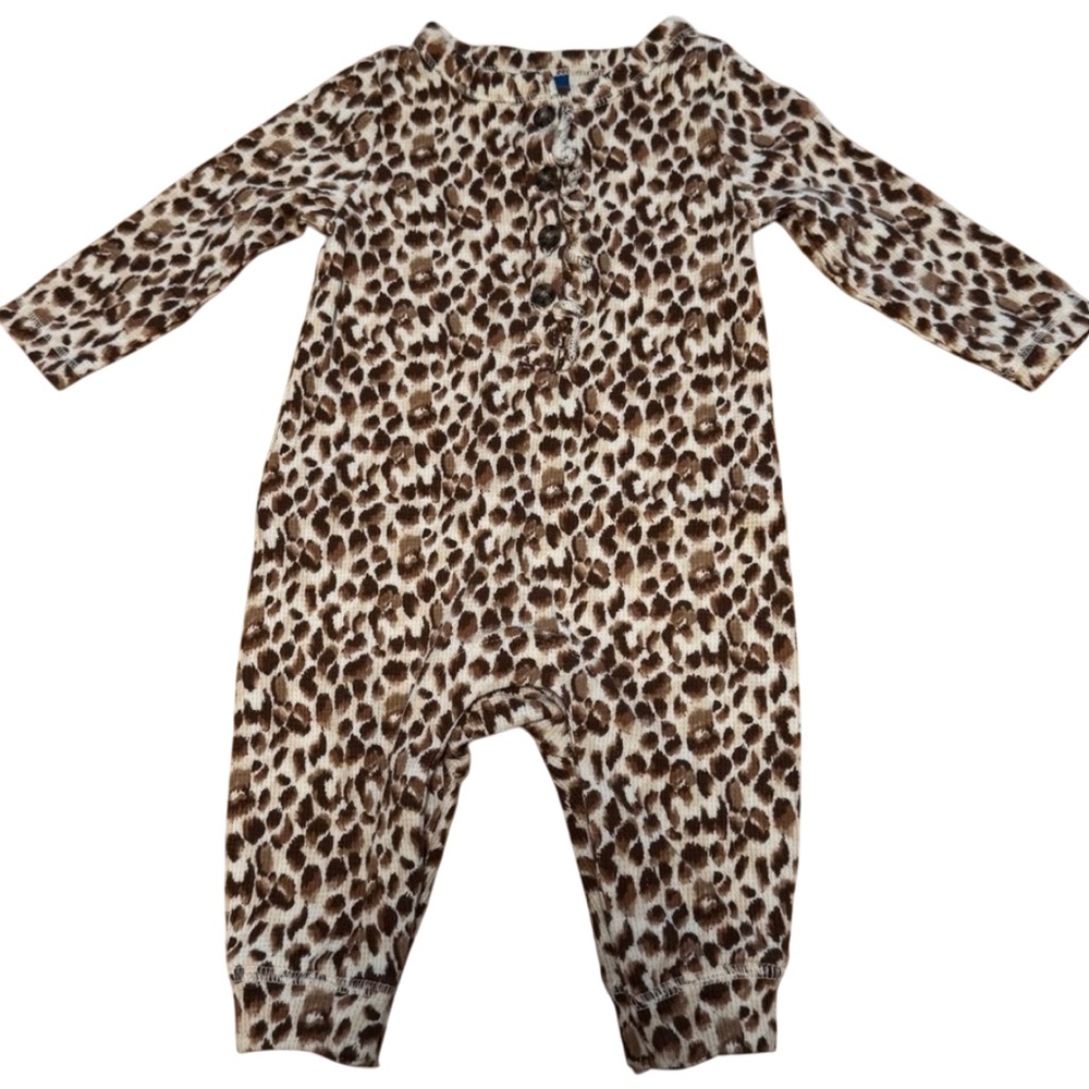 5/$20 | Old Navy Animal Print Snap Jumpsuit (3-6M)